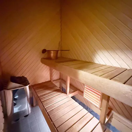 2 Bedroom Citycenter With Sauna And Free Privat Parking Parnu
